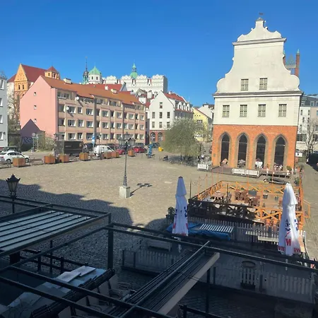 Rynek Sienny 3 *